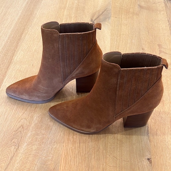 Marc Fisher LTD Alva Brown Suede Ankle Boots - Picture 3 of 5